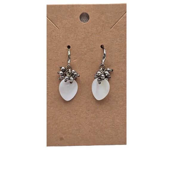 Frosted Moon Glow Glass Bead Drop Silver Tone Cluster Vintage Earrings - Picture 4 of 4